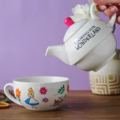 Alice im Wunderland - Looking For Wonderland Teekanne mit Tasse