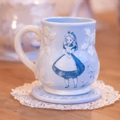 Alice im Wunderland - Relief Tasse