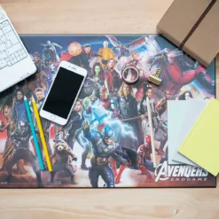 Avengers: Endgame - Heroes Schreibtischunterlage