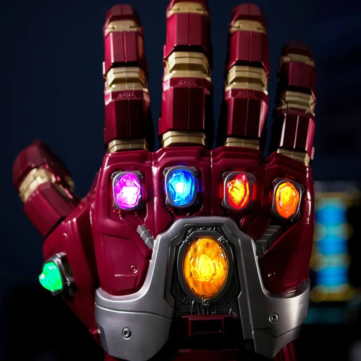 Avengers Endgame - Iron Man Gauntlet mit Licht und Sound