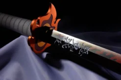 Demon Slayer - Kyojuro Rengoku Nichirin Schwert Replik