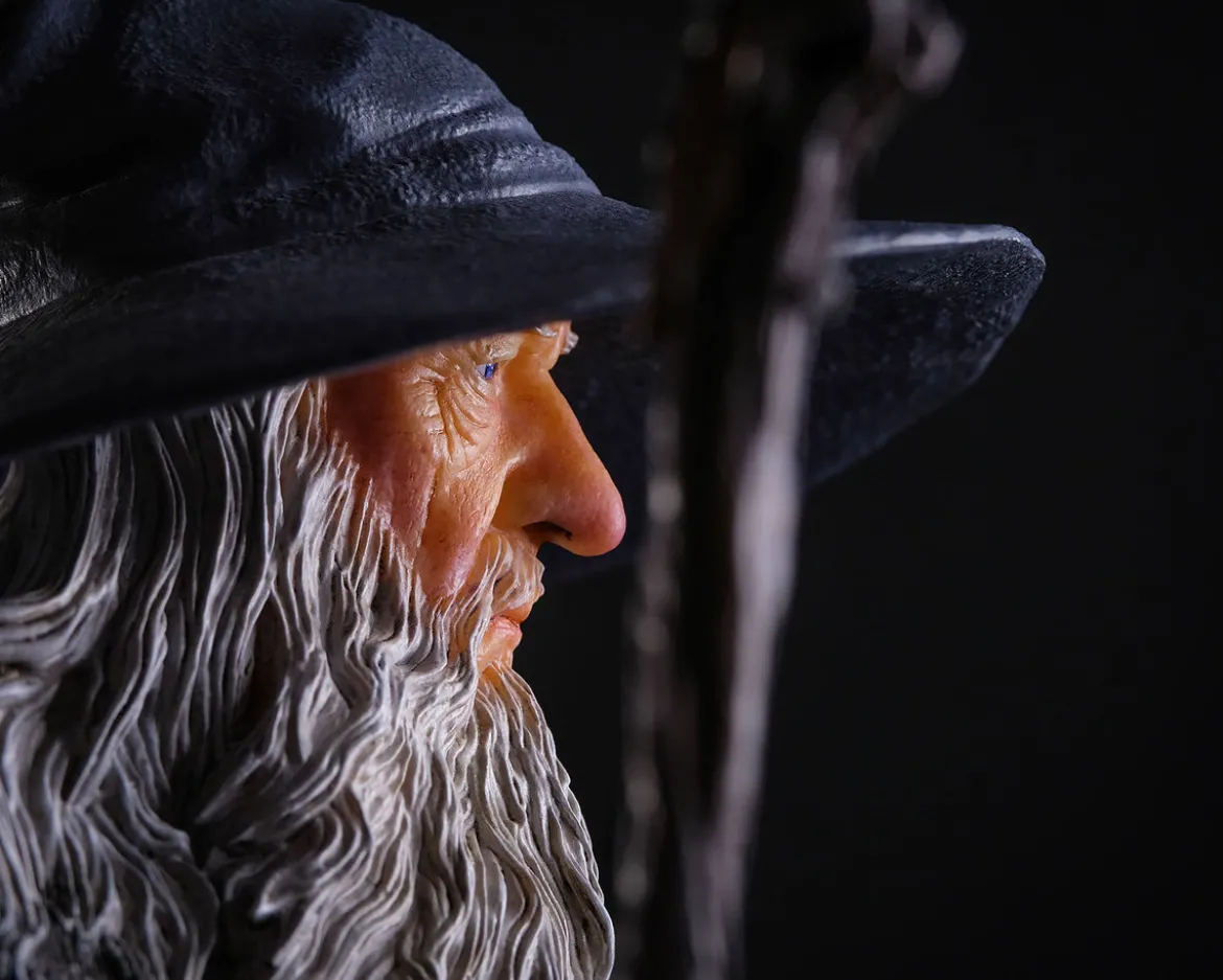 Der Herr der Ringe - Gandalf der Graue Classic Series Deluxe Figur 35 cm