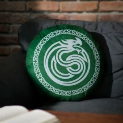 Drachenzähmen leicht gemacht - Ouroboros Dragon Kissen grün