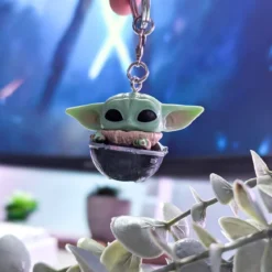 Grogu im Kinderwagen Funko Pop Schlüsselanhänger - Star Wars The Mandalorian