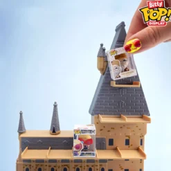 Harry Potter - Hogwarts Schloss Funko Bitty Pop Display mit 2 Figuren