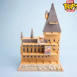 Harry Potter - Hogwarts Schloss Funko Bitty Pop Display mit 2 Figuren