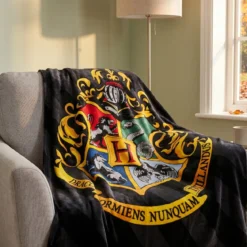Harry Potter - Hogwarts Wappen Flauschdecke