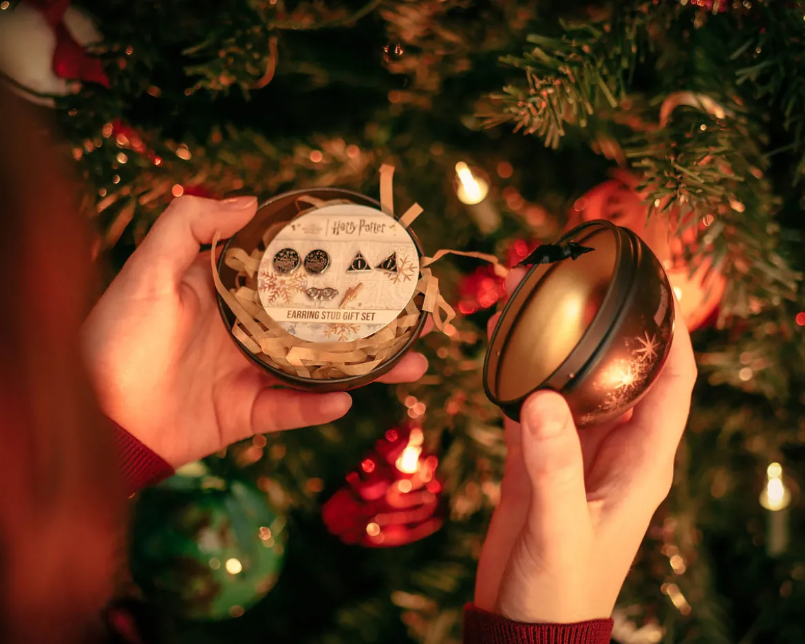 Harry Potter - Hogwarts Weihnachtskugel mit Ohrstecker-Set