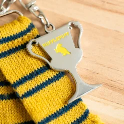 Harry Potter - Hufflepuff Schal Schlüsselanhänger