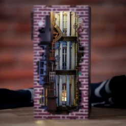 Harry Potter - Winkelgasse Book Nook Modell Bausatz Holz