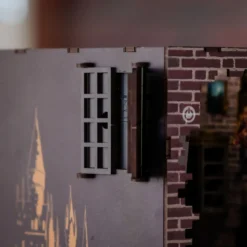 Harry Potter - Winkelgasse Book Nook Modell Bausatz Holz