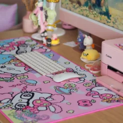 Hello Kitty - Characters Mousepad