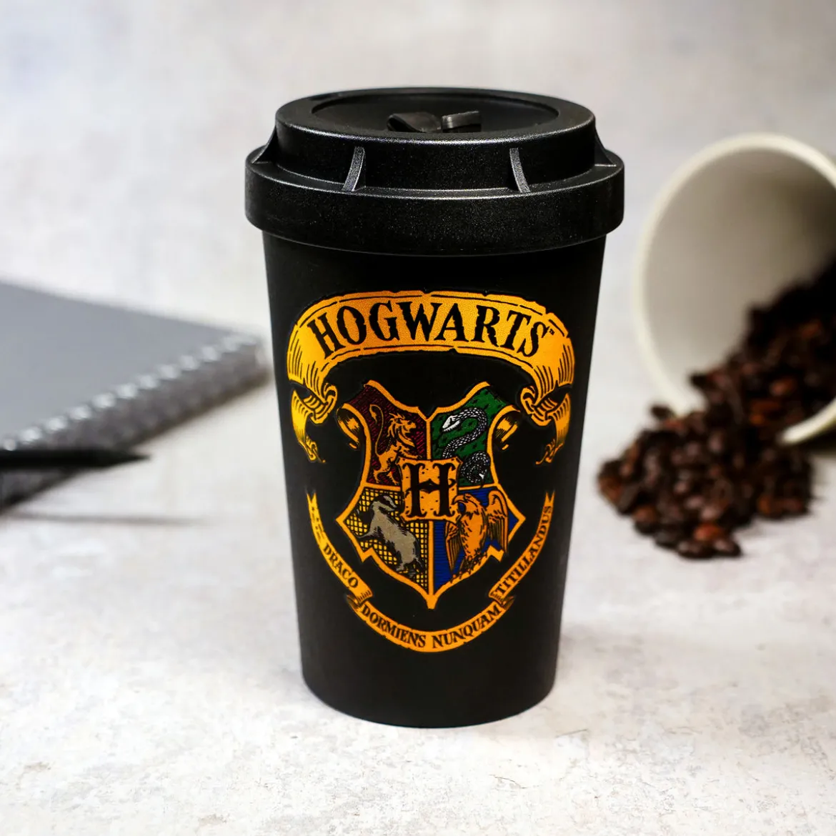 Hogwarts Wappen To Go Becher - Harry Potter
