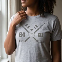 Hollander und Rozanov Hockey T-Shirt für Heated Rivalry Fans