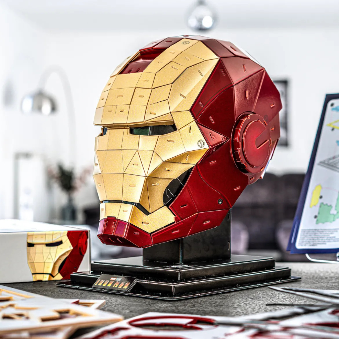 Iron Man - Helm 4D Build Modell Bausatz