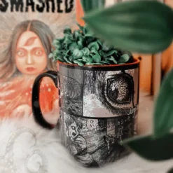 Junji Ito - Honored Ancestor Thermoeffekt Tasse