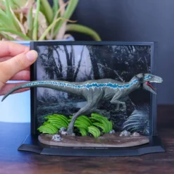 Jurassic Park - Blue Velociraptor Diorama Figur