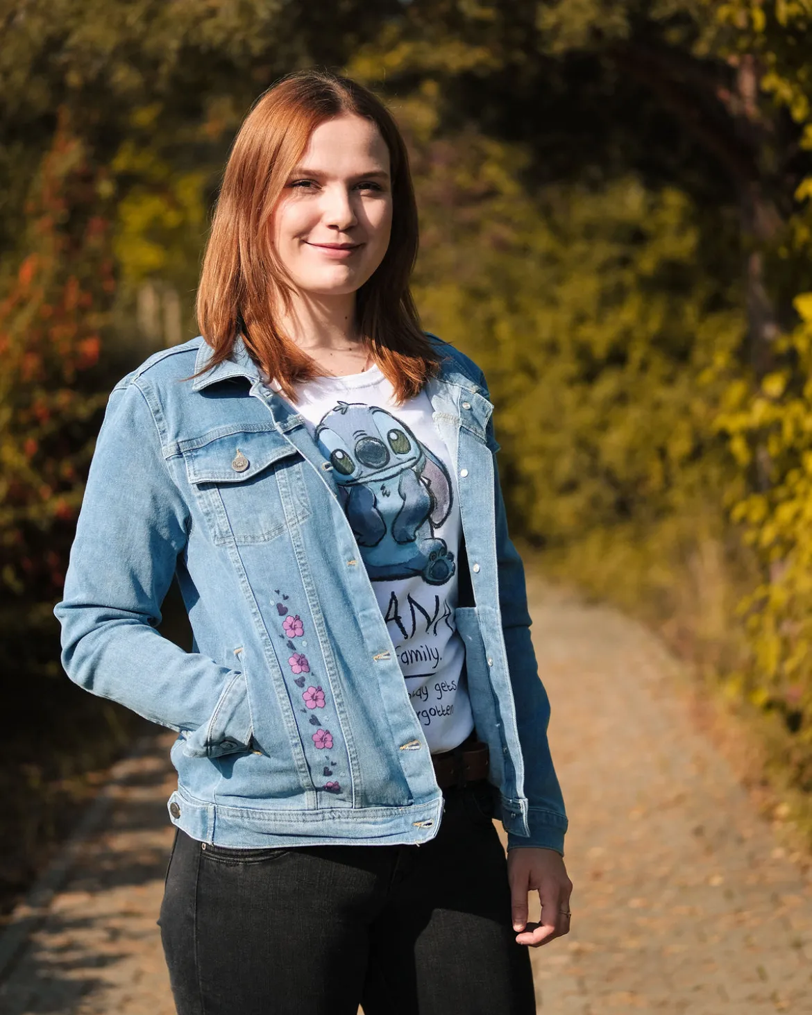 Lilo & Stitch - Flowers Jeansjacke Damen blau
