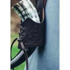 Mittelalter Leder Trinkhornhalter mit keltischem Knoten