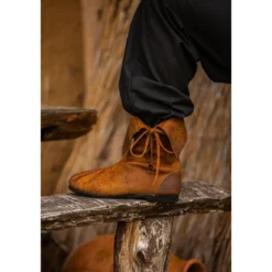 Mittelalter Stulpenstiefel aus Nubukleder braun