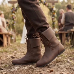 Mittelalter Stulpenstiefel aus Nubukleder braun