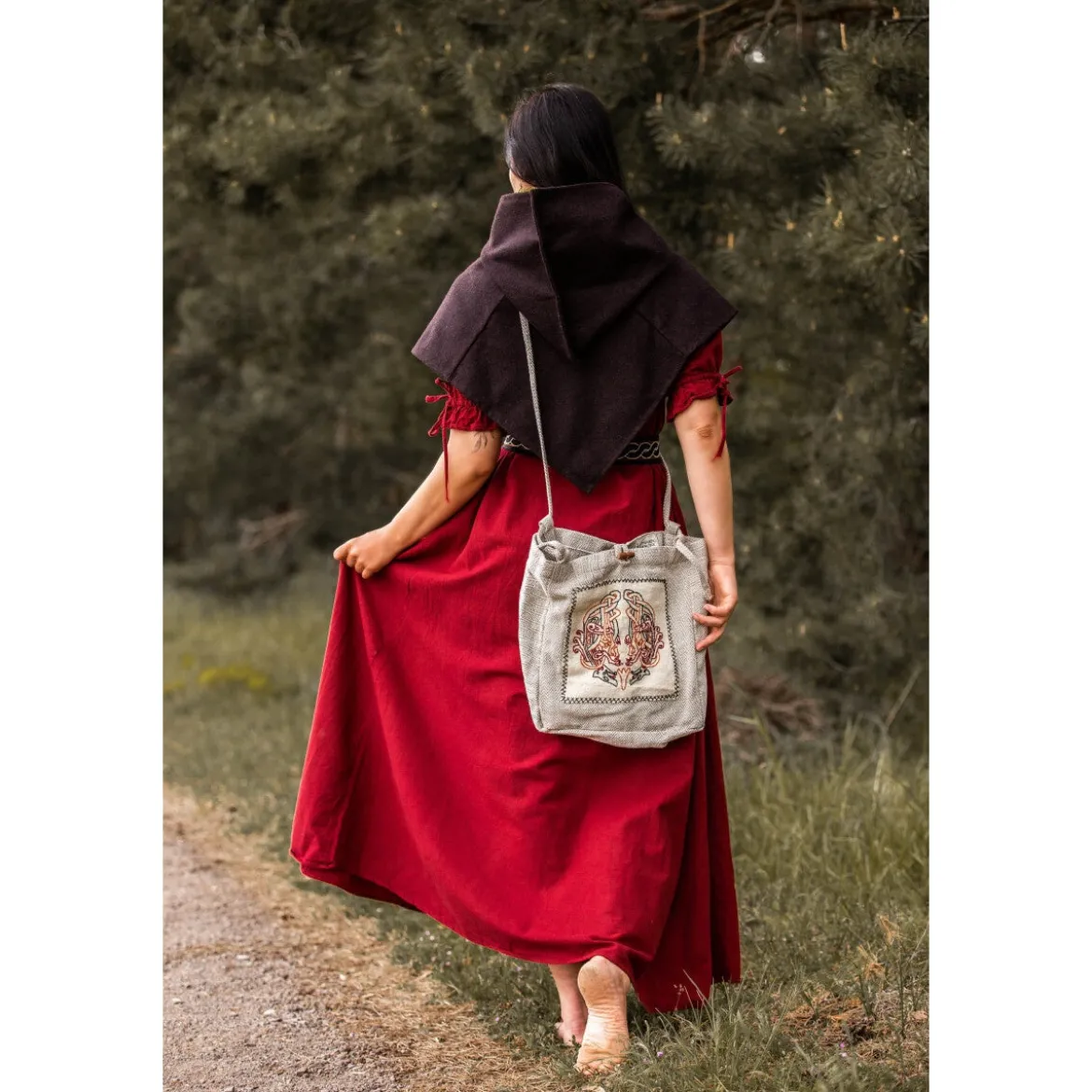 Mittelalter Umhängetasche Tora mit Stickerei beige