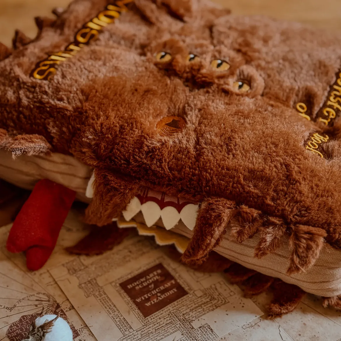 Monsterbuch der Monster Plüsch mit Sound - Harry Potter