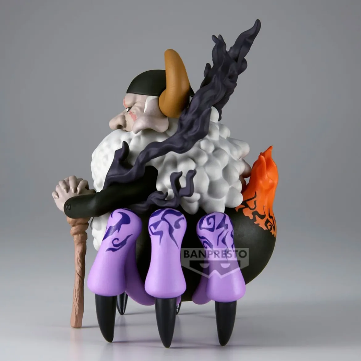 One Piece Mega World Collectable PVC Statue St. Jaygarcia Saturn 13 cm