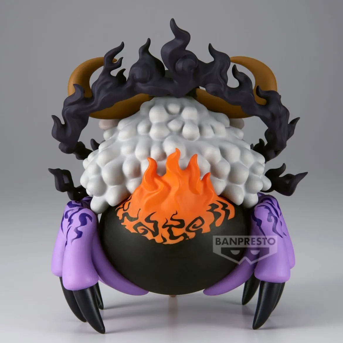 One Piece Mega World Collectable PVC Statue St. Jaygarcia Saturn 13 cm