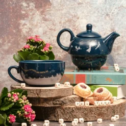 Peter Pan - Teekanne mit Tasse