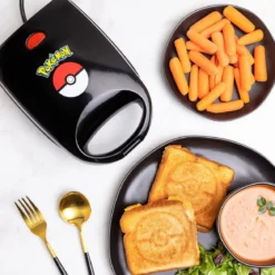 Pokemon - Pokeball Sandwichmaker