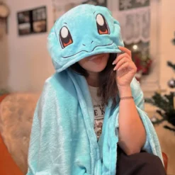 Pokemon - Schiggy Decke mit Kapuze