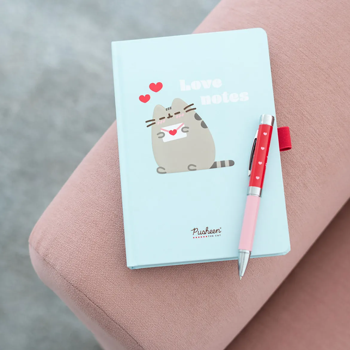 Pusheen - Purrfect Love Notizbuch mit Kugelschreiber