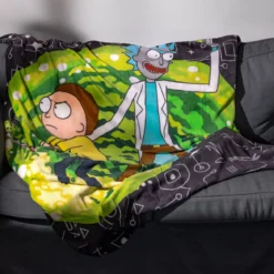 Rick and Morty - Portal Flauschdecke