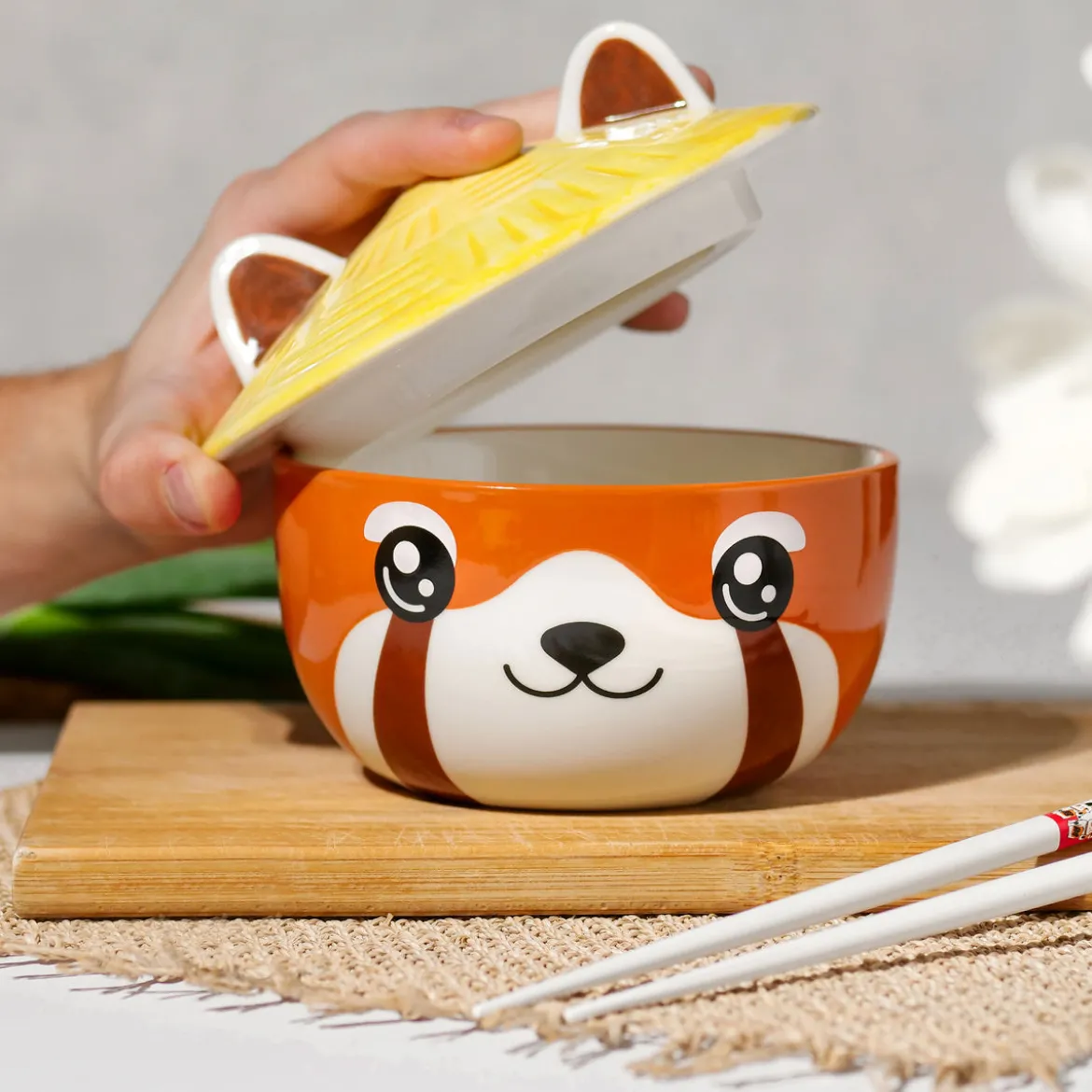 Roter Panda Kawaii Schale mit Deckel für Anime Fans