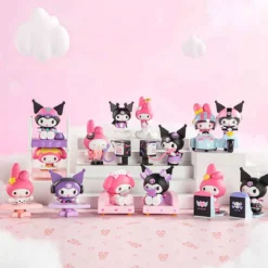 Sanrio - Characters Sweet Besties Series POP MART Mystery Figuren Display