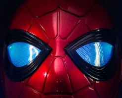 Spider-Man - Iron Spider Helm Replik mit Lichteffekten