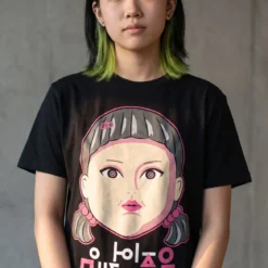 Squid Game - Young-Hee Doll T-Shirt schwarz