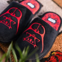 Star Wars - Darth Vader Pantoffeln schwarz-rot