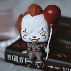 Stephen Kings ES - Pennywise Horror Sitters Funko Pop Figur