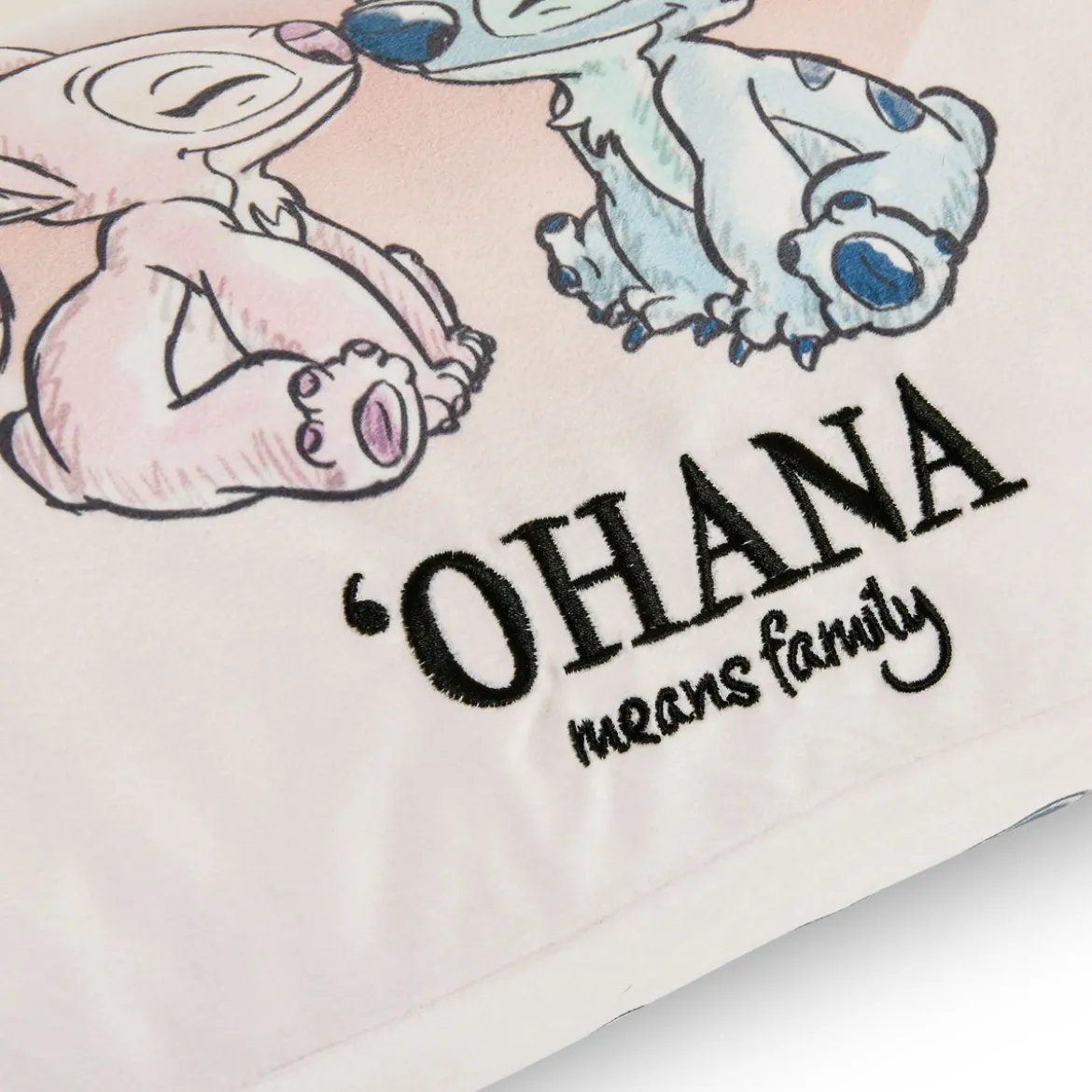 Stitch und Angel Ohana Means Family - Kissen
