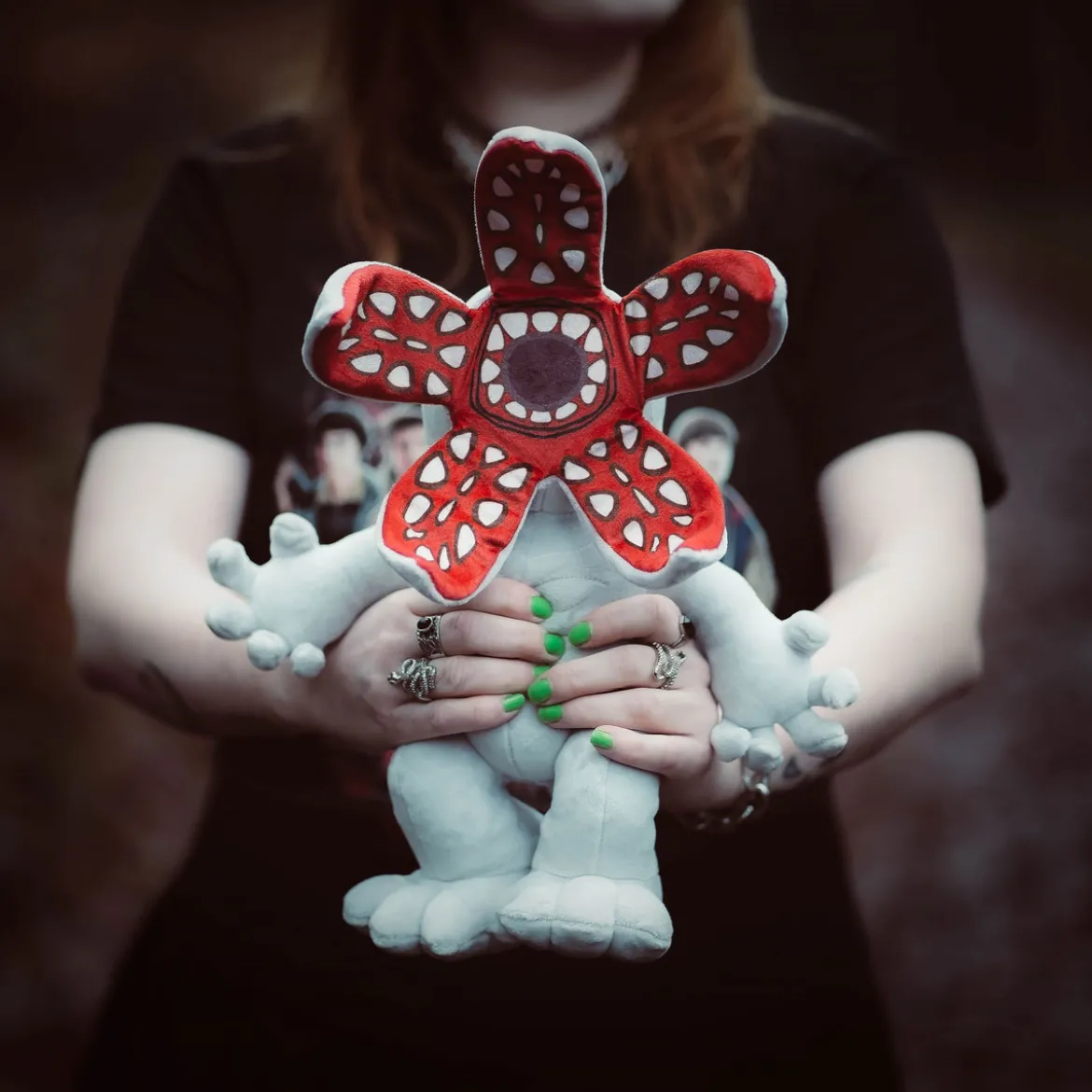 Stranger Things - Demogorgon Plüschfigur mit Sound