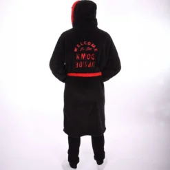 Stranger Things - Logo Bademantel