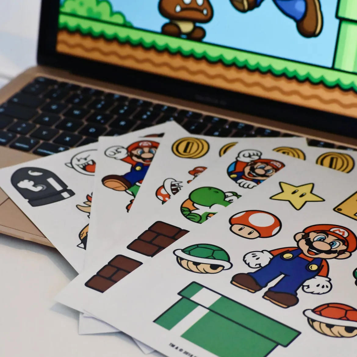 Super Mario - Mushroom Kingdom Aufkleber