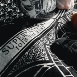 Supernatural - Teufelsfalle Flauschdecke