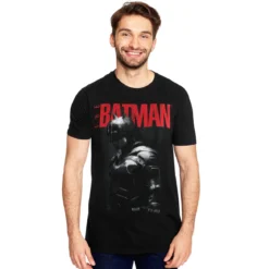 The Batman - Standing In The Rain T-Shirt schwarz