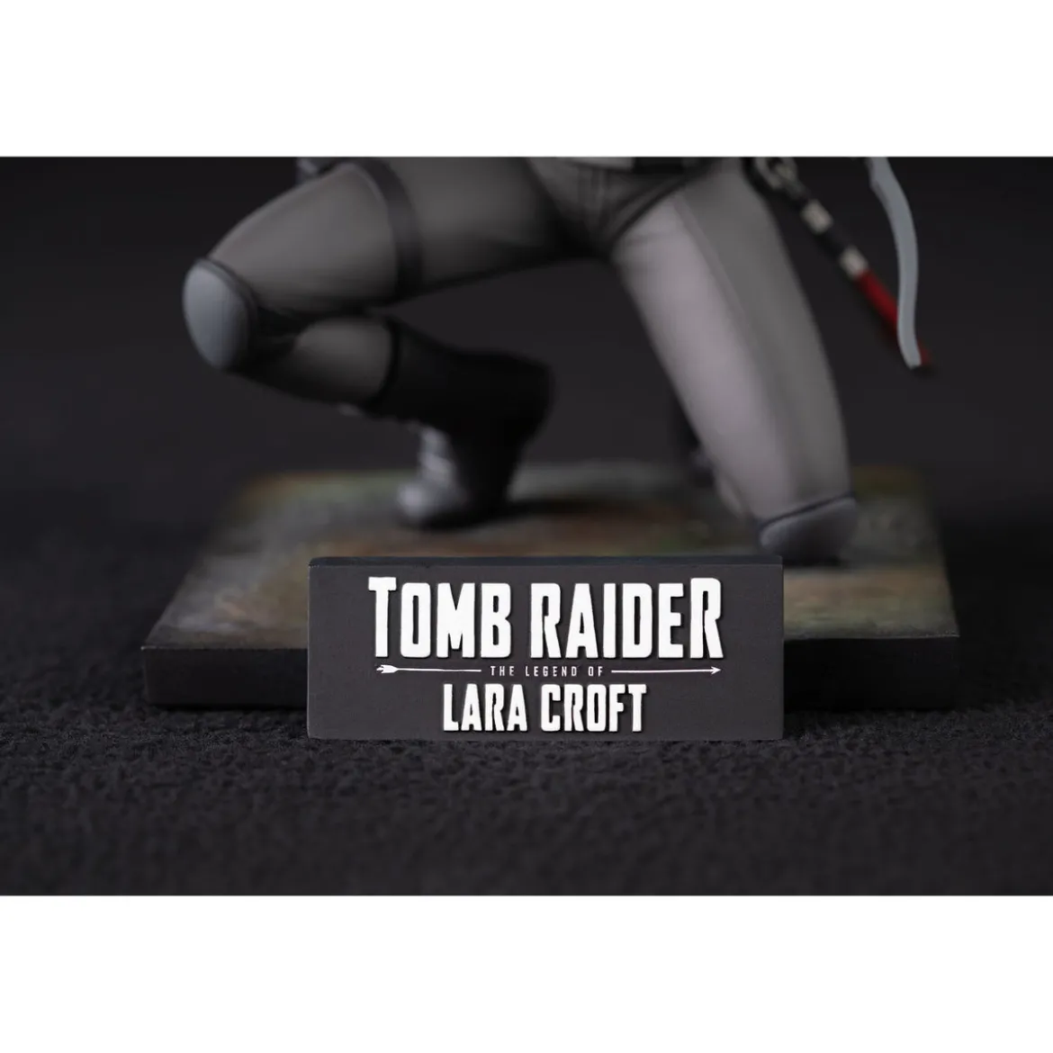 Tomb Raider PVC Statue The Legend of Lara Croft 19 cm