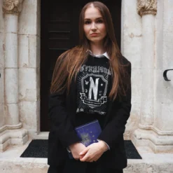 Wednesday - Nevermore Academy T-Shirt schwarz