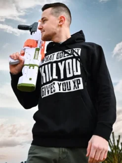 What Doesn't Kill You Gives You XP Hoodie schwarz