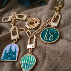 Wicked - Emerald City Koffer mit Charm Armband